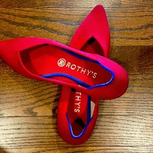 Bright Red Rothy Point